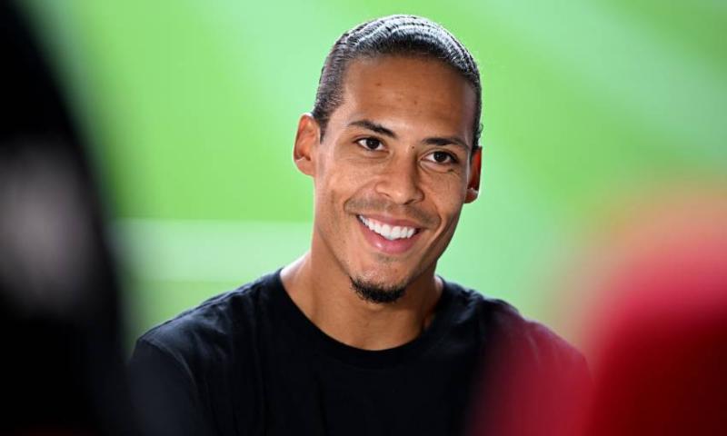 Virgil van Dijk thuộc 10 ngôi sao thi đấu kỳ Euro cuối cùng