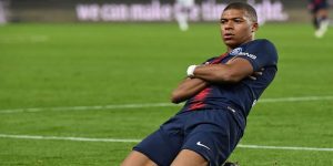 Cầu thủ xuất sắc Mbappe